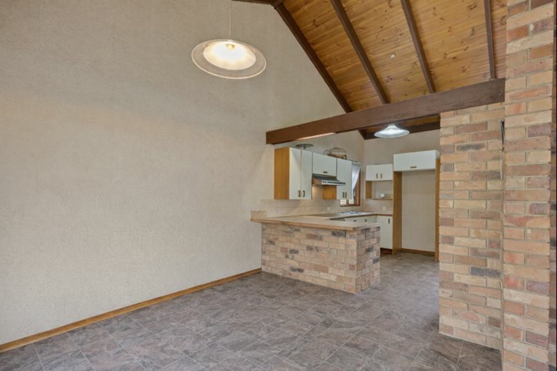 62 Karawatha Drive, Mountain Creek, Mountain Creek - Thumbnail 6