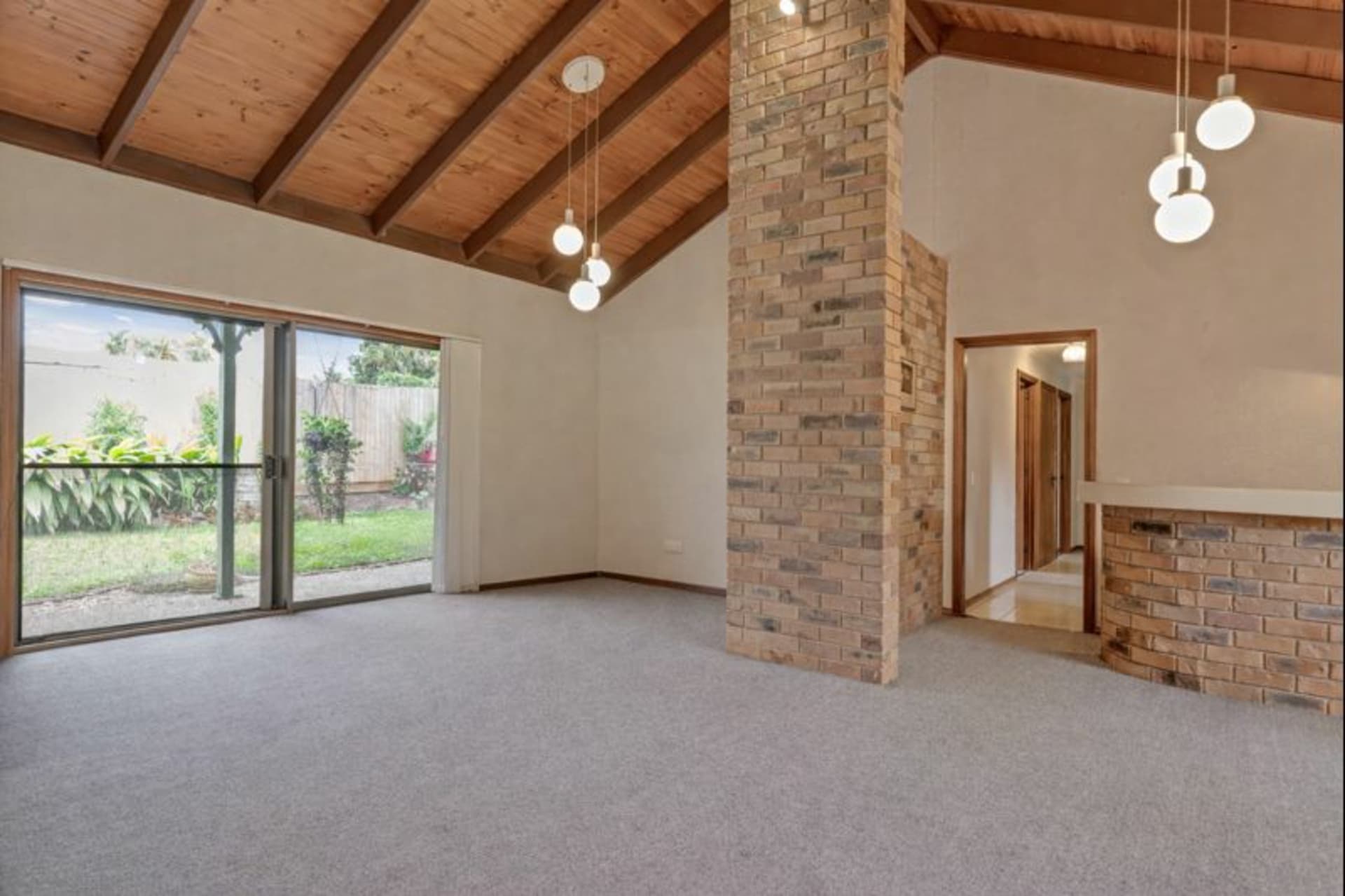 62 Karawatha Drive, Mountain Creek, Mountain Creek - Thumbnail 7