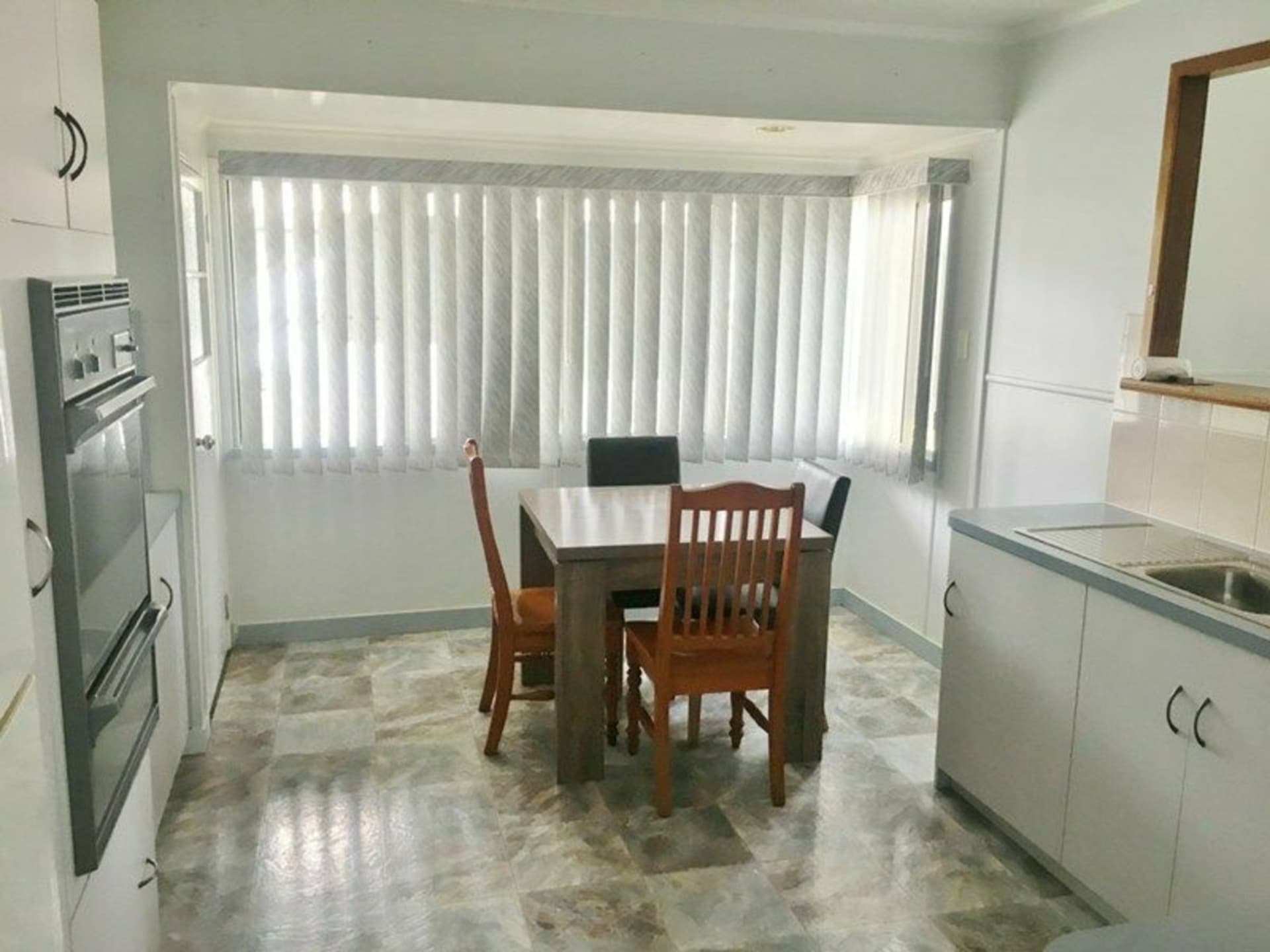 11 Arthur Street, Kingaroy, Kingaroy - Thumbnail 5
