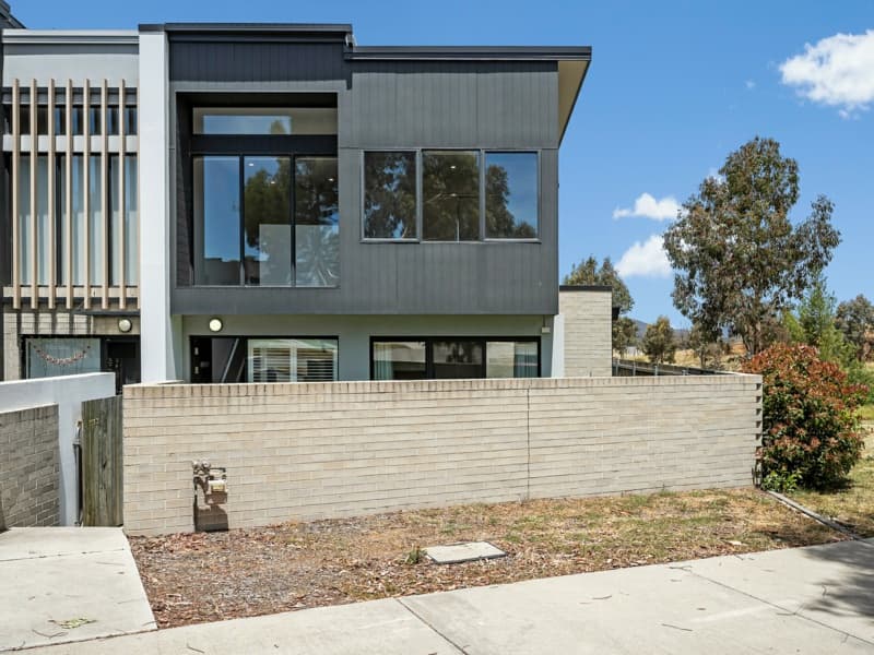 6 Bettong Avenue, Throsby, Throsby - Image 1