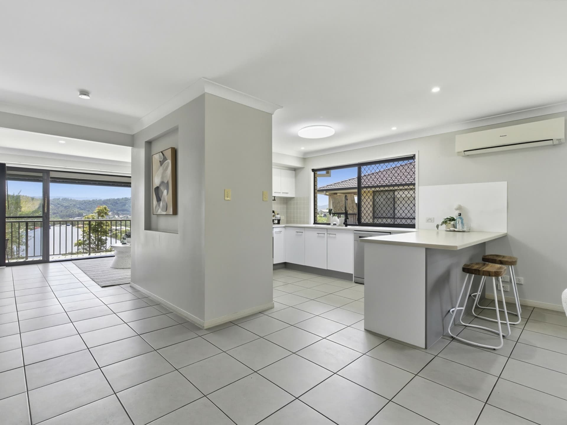 35 Yamba Street, Pacific Pines, Pacific Pines - Thumbnail 4