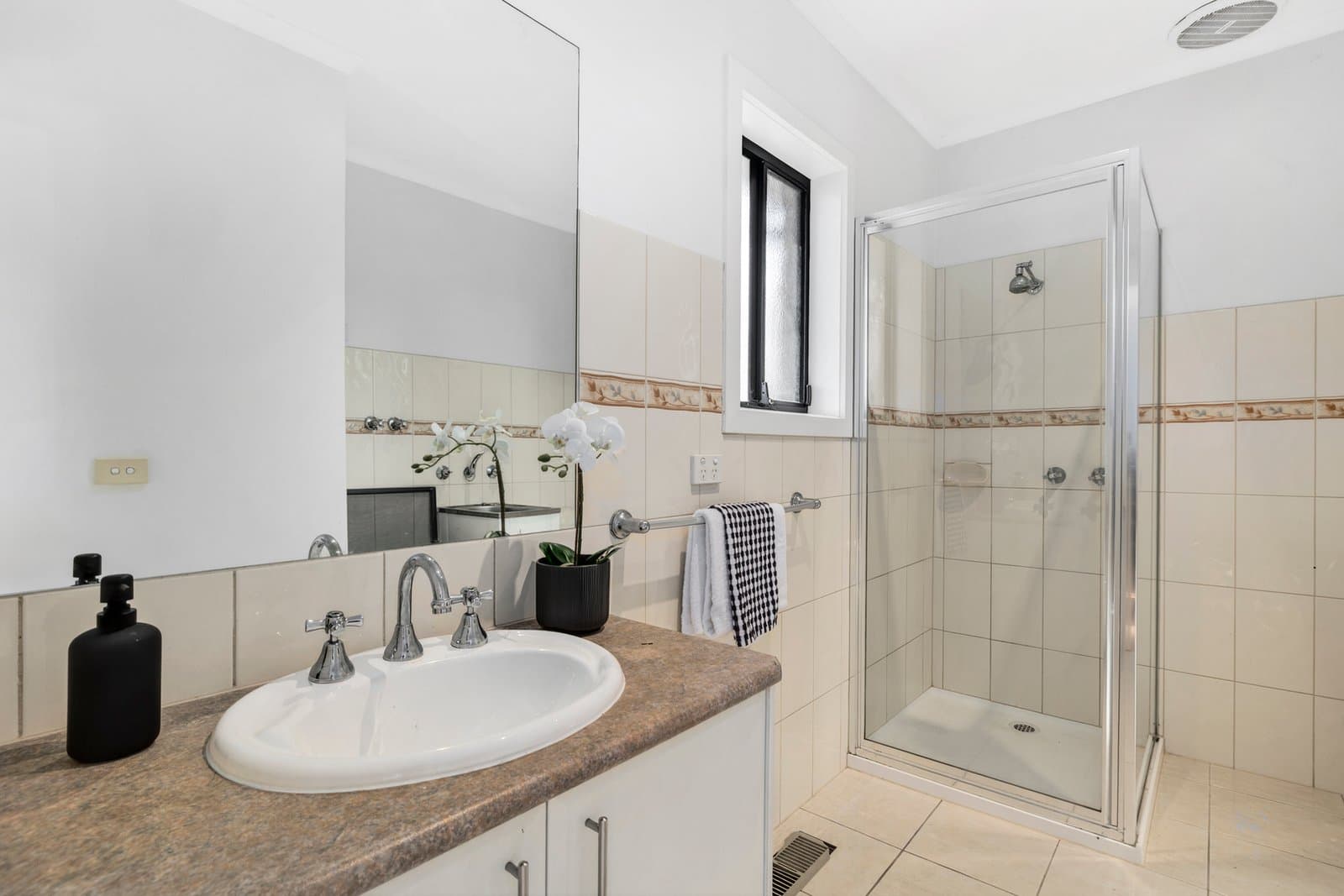 2/1367-1369 Centre Road, Clayton, Clayton - Image 1