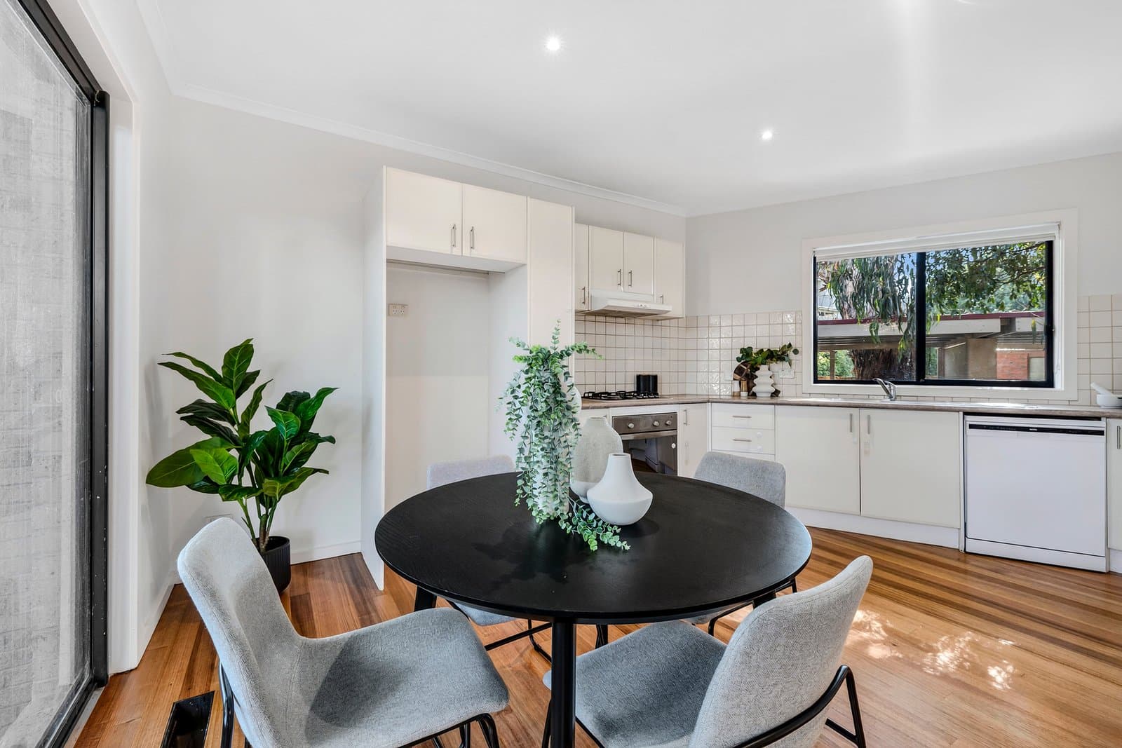 2/1367-1369 Centre Road, Clayton, Clayton - Thumbnail 7