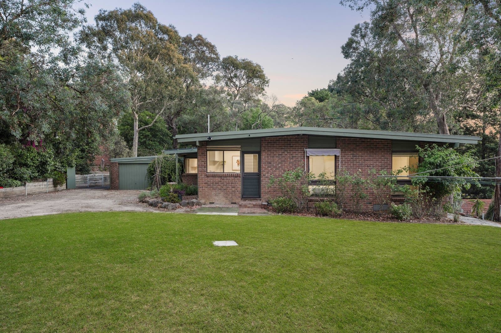 21 Craig Road, Donvale, Donvale - Thumbnail 2