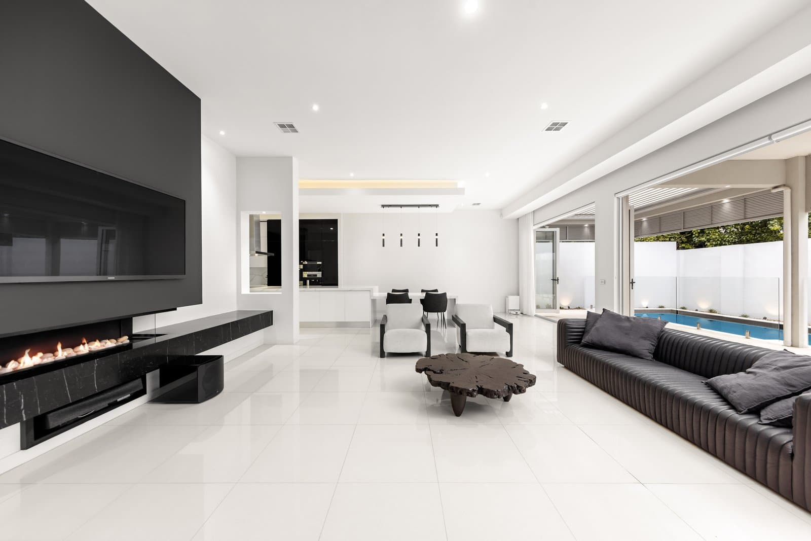 3 Duffryn Place, Toorak, Toorak - Thumbnail 3
