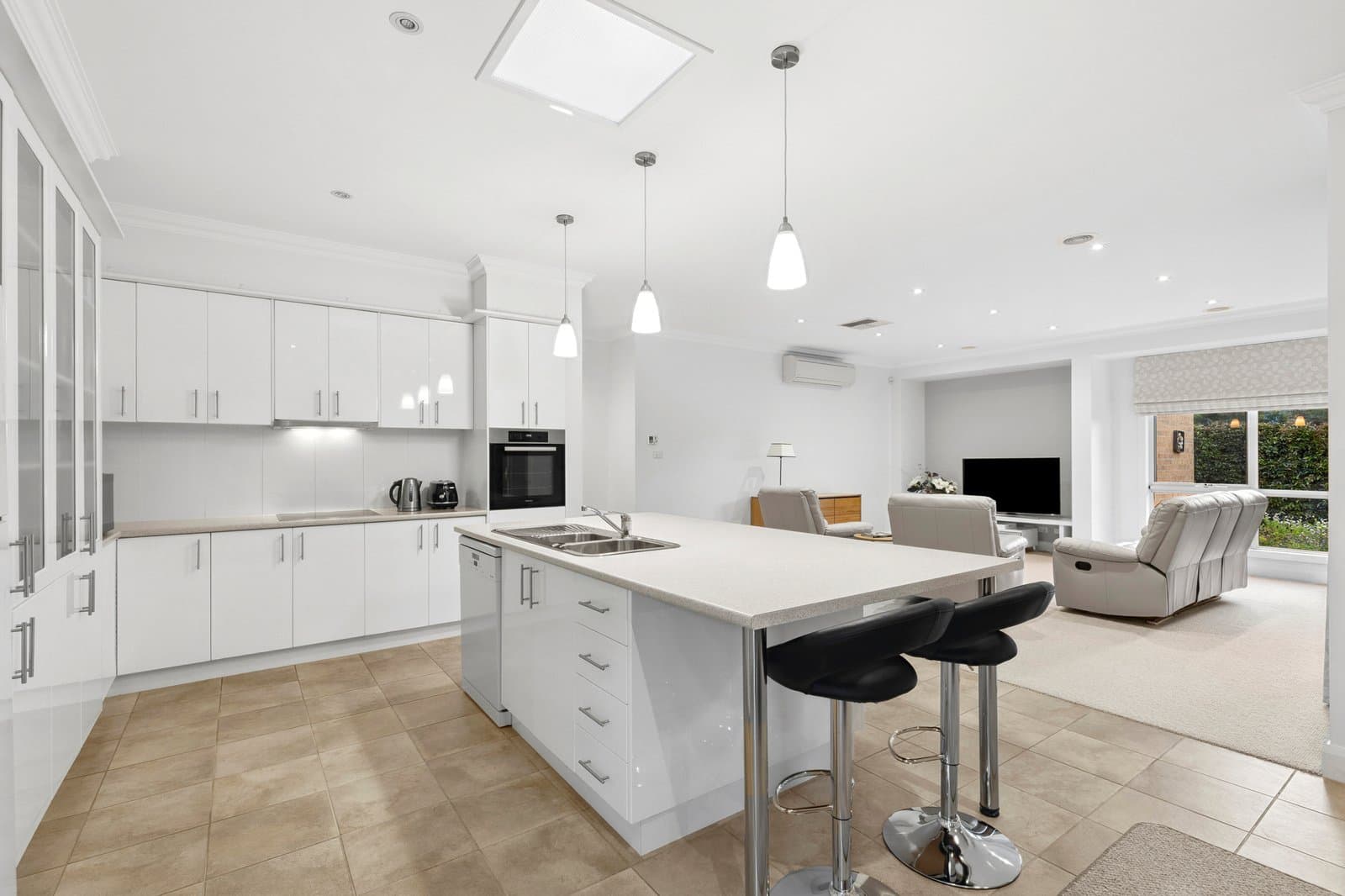 14 Cobb Court, Highton, Highton - Thumbnail 8