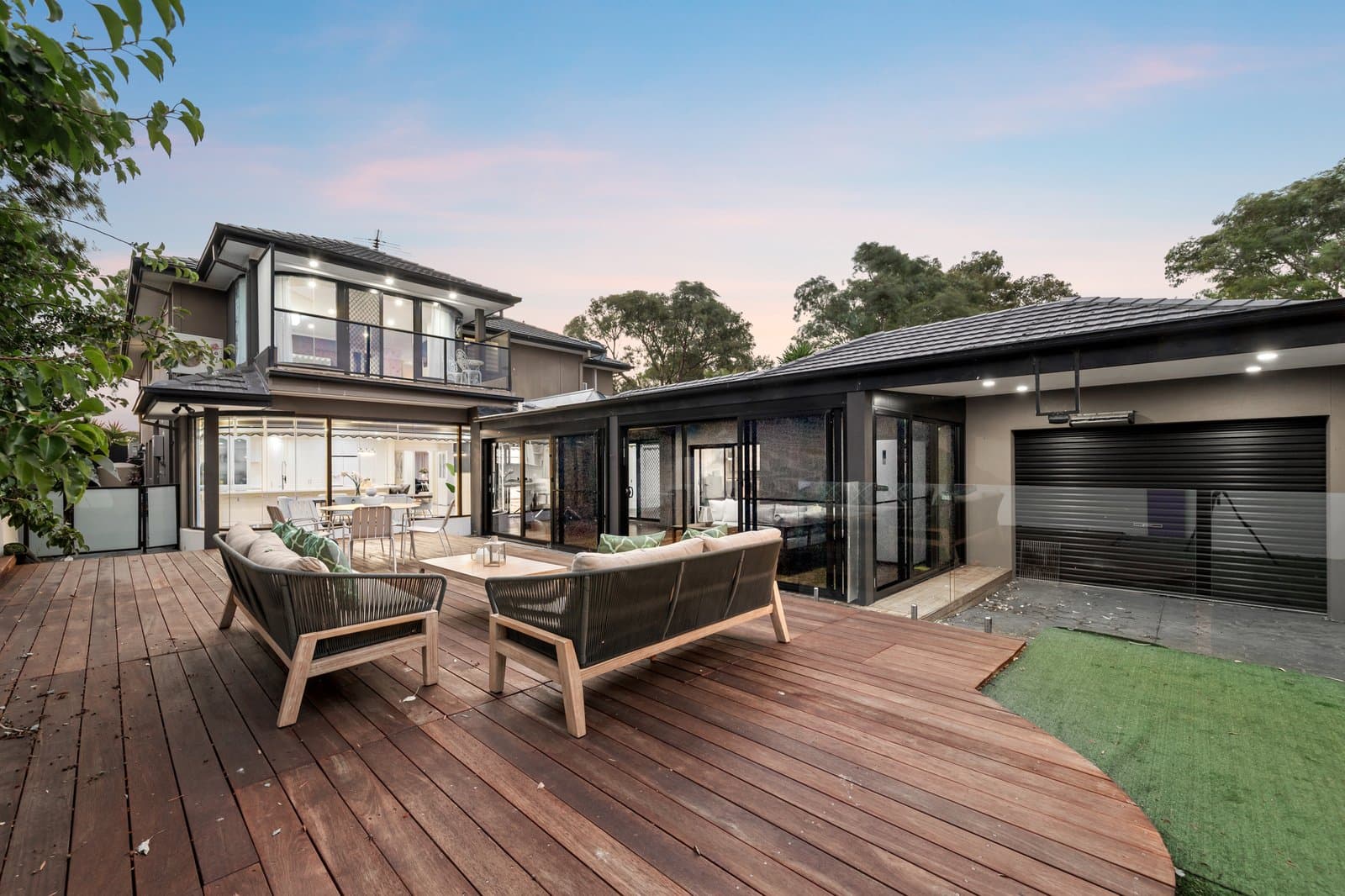 11 Waterside Drive, Waterways, Waterways - Thumbnail 2