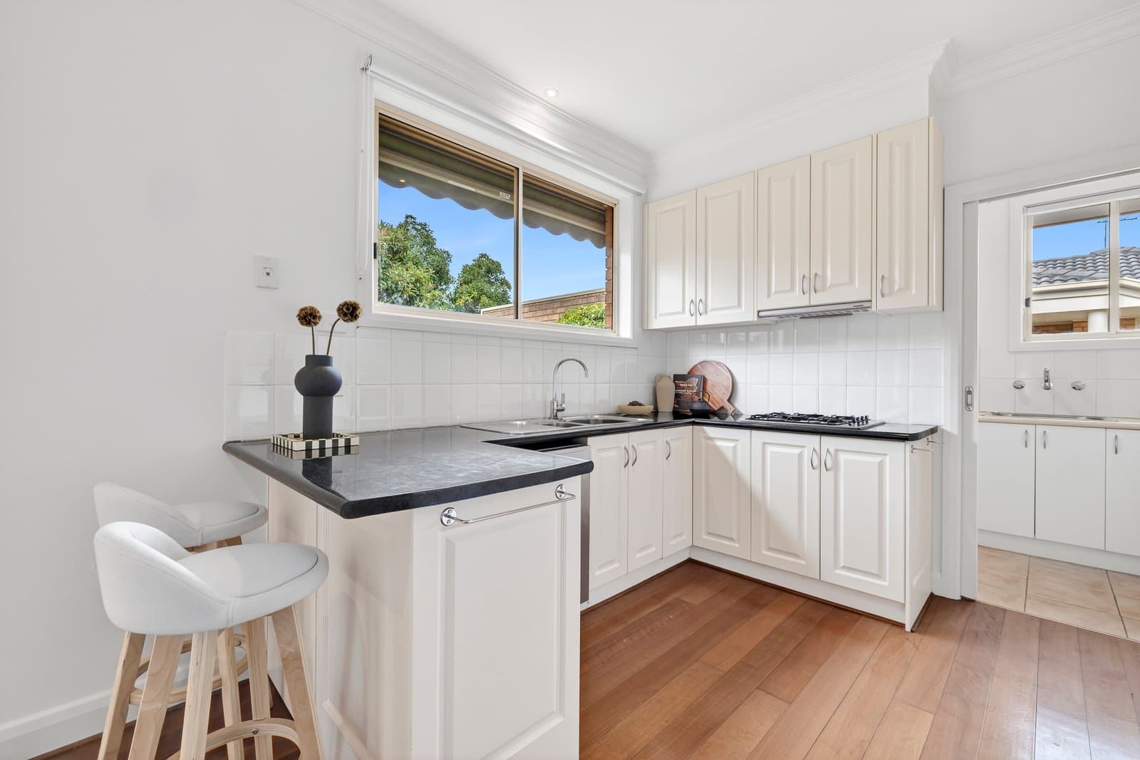 1/7 Irving Street, Mount Waverley, Mount Waverley - Thumbnail 7