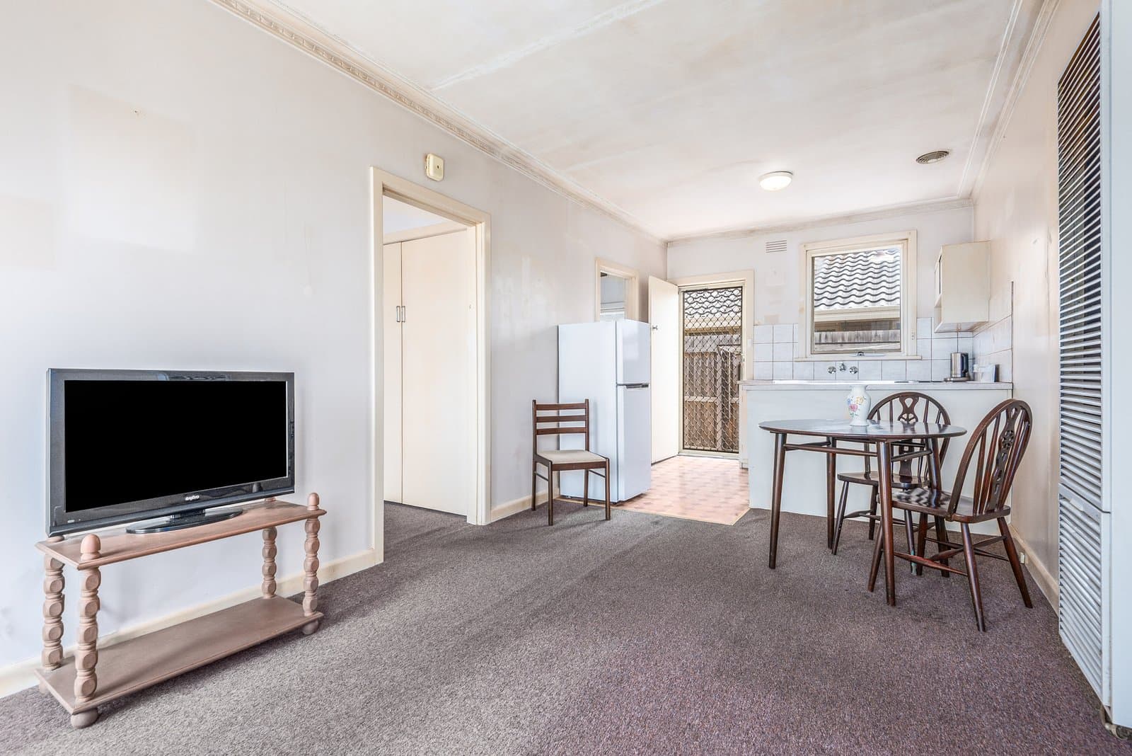 4/6 Itkeston Street, Herne Hill, Herne Hill - Thumbnail 2