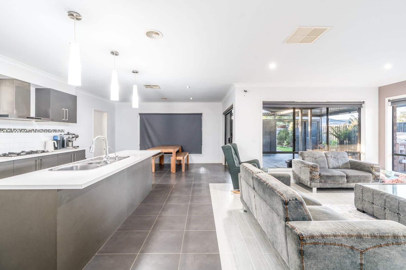 14 Pollard Drive, Leopold, Leopold - Thumbnail 5