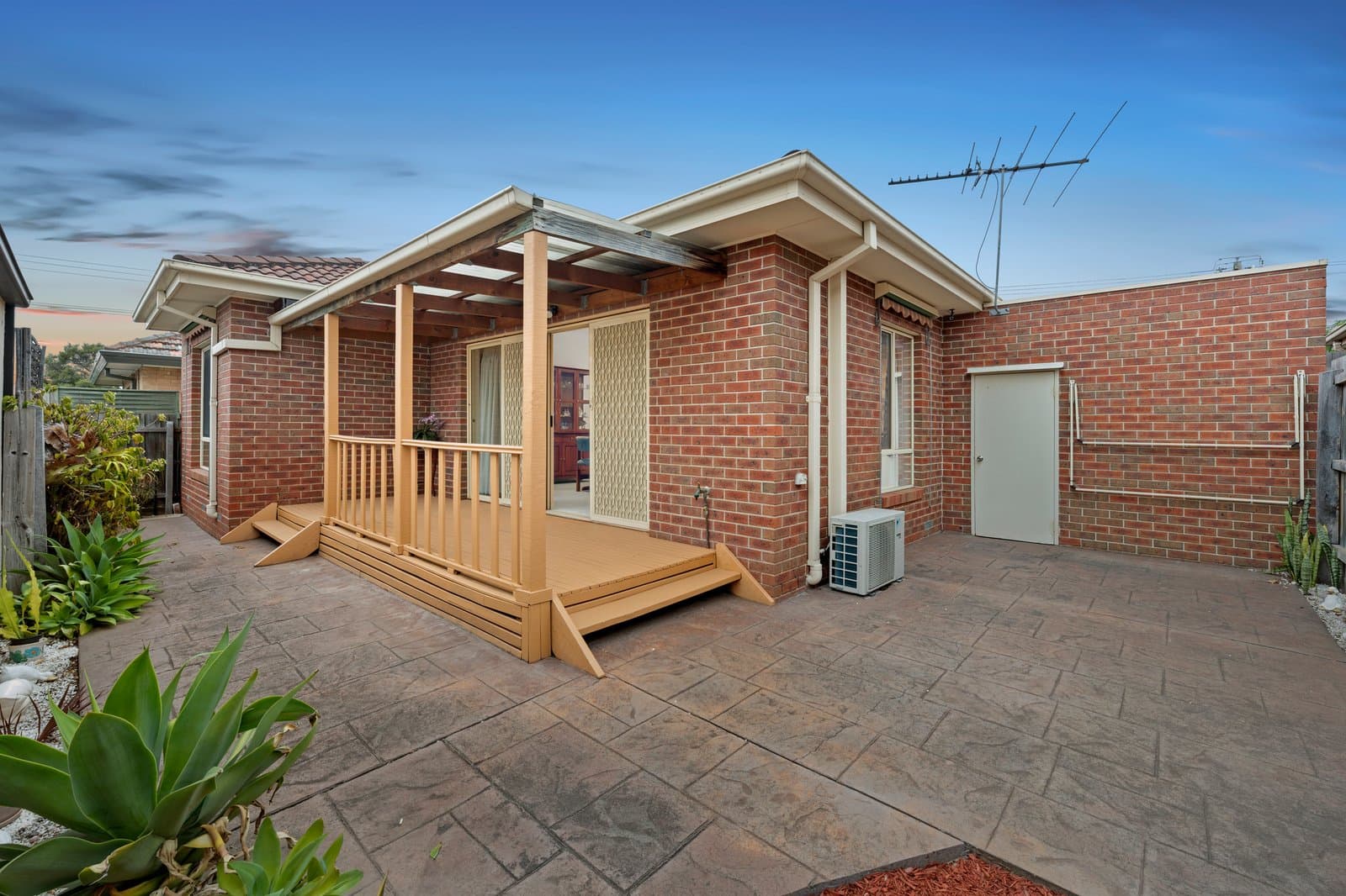 49A Deakin Street, Bentleigh East, Bentleigh East - Thumbnail 3