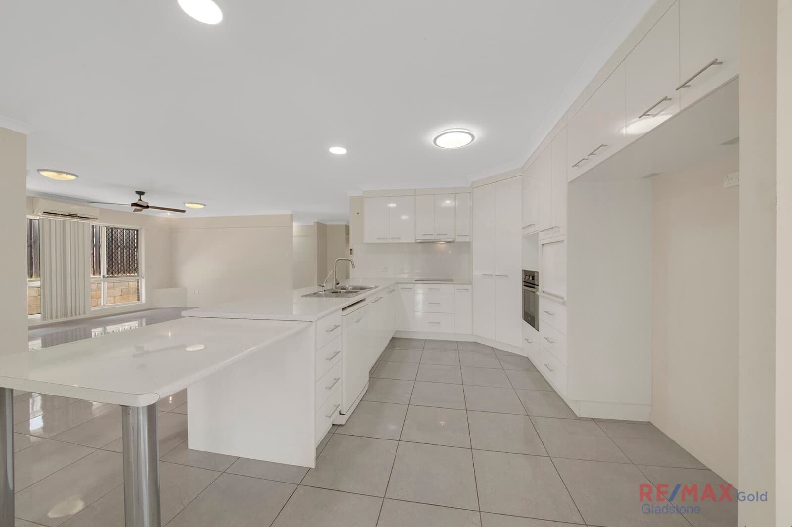 3 Scampi Drive Clinton QLD 4680, Clinton - Thumbnail 2