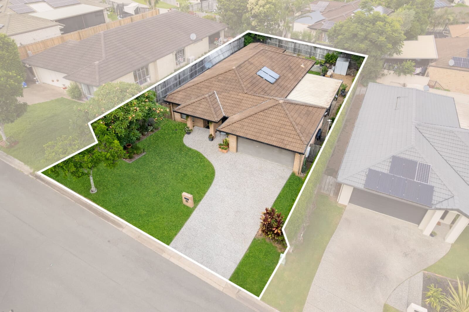 3 Debbie Way Nerang QLD 4211, Nerang - Thumbnail 2