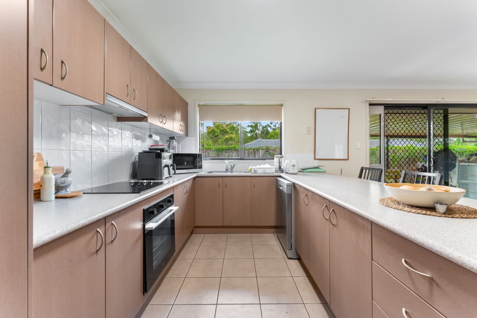 3 Debbie Way Nerang QLD 4211, Nerang - Thumbnail 4