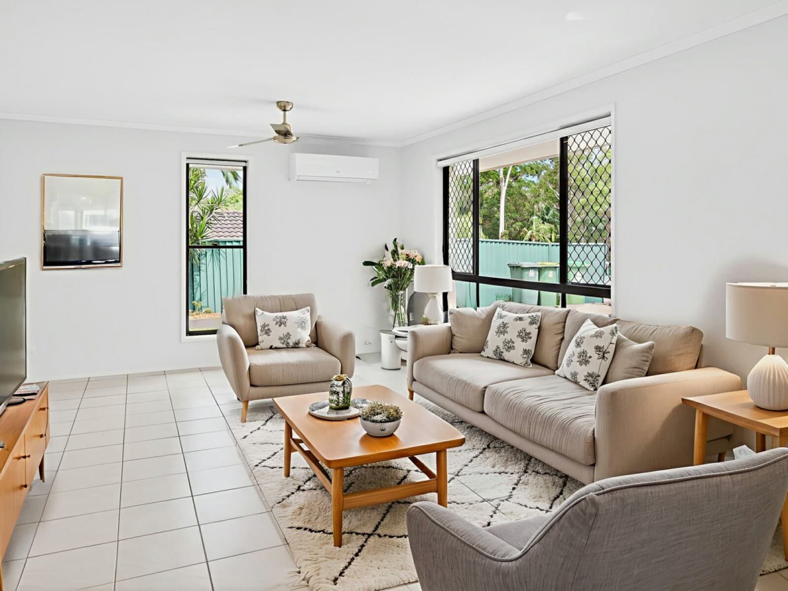 11 Richard Crescent Highland Park QLD 4211, Highland Park - Thumbnail 2
