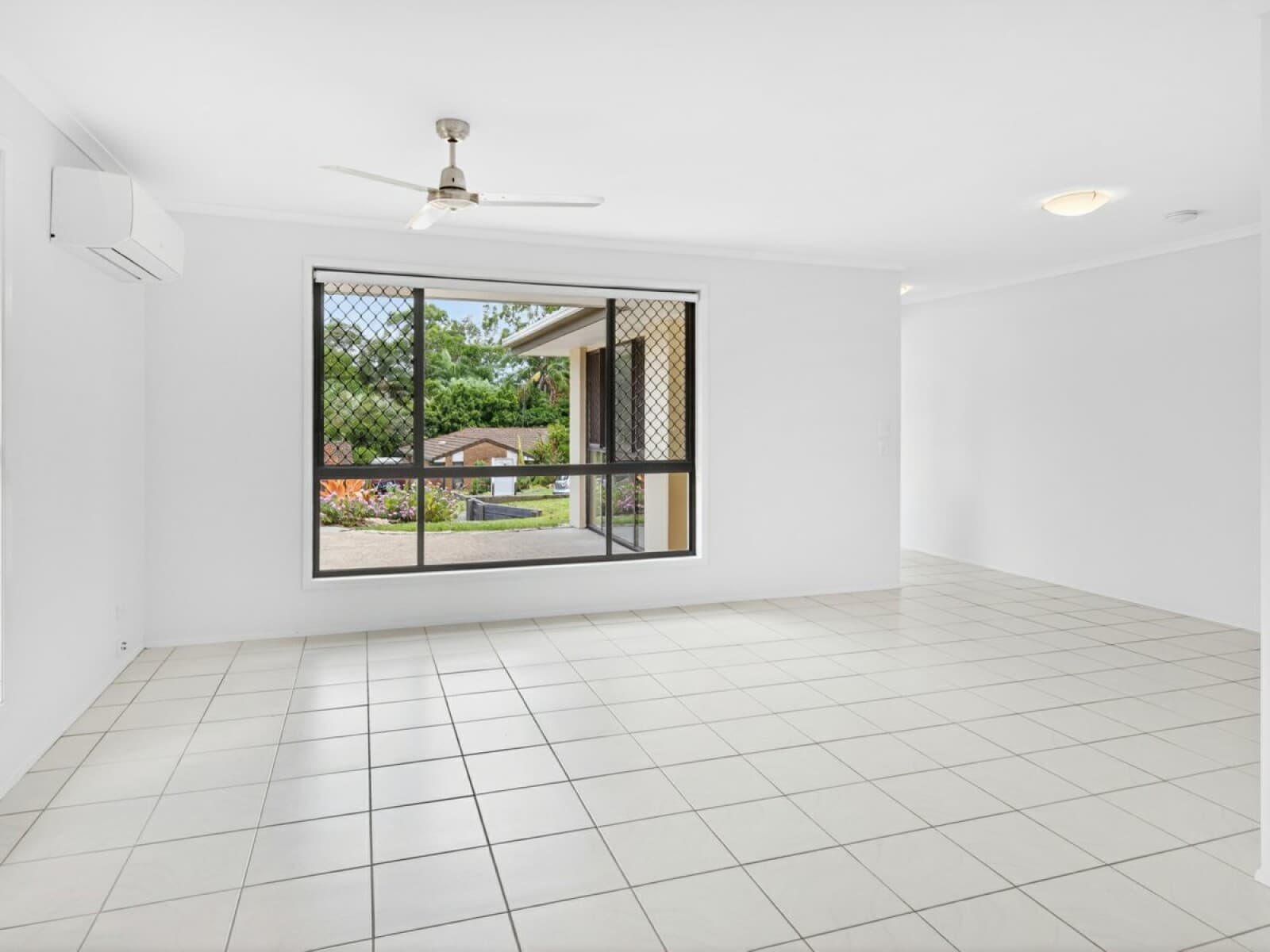 11 Richard Crescent Highland Park QLD 4211, Highland Park - Thumbnail 5