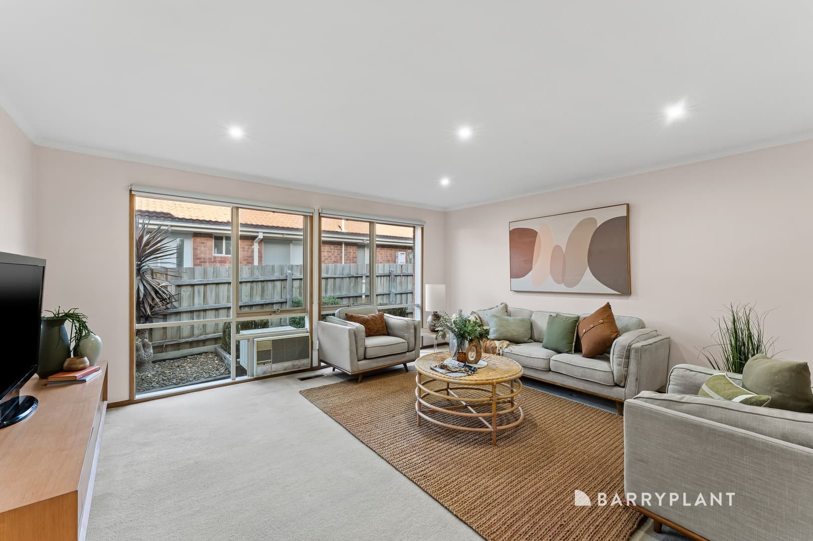 372 Dandelion Drive, Rowville, VIC 3178, Rowville - Thumbnail 2