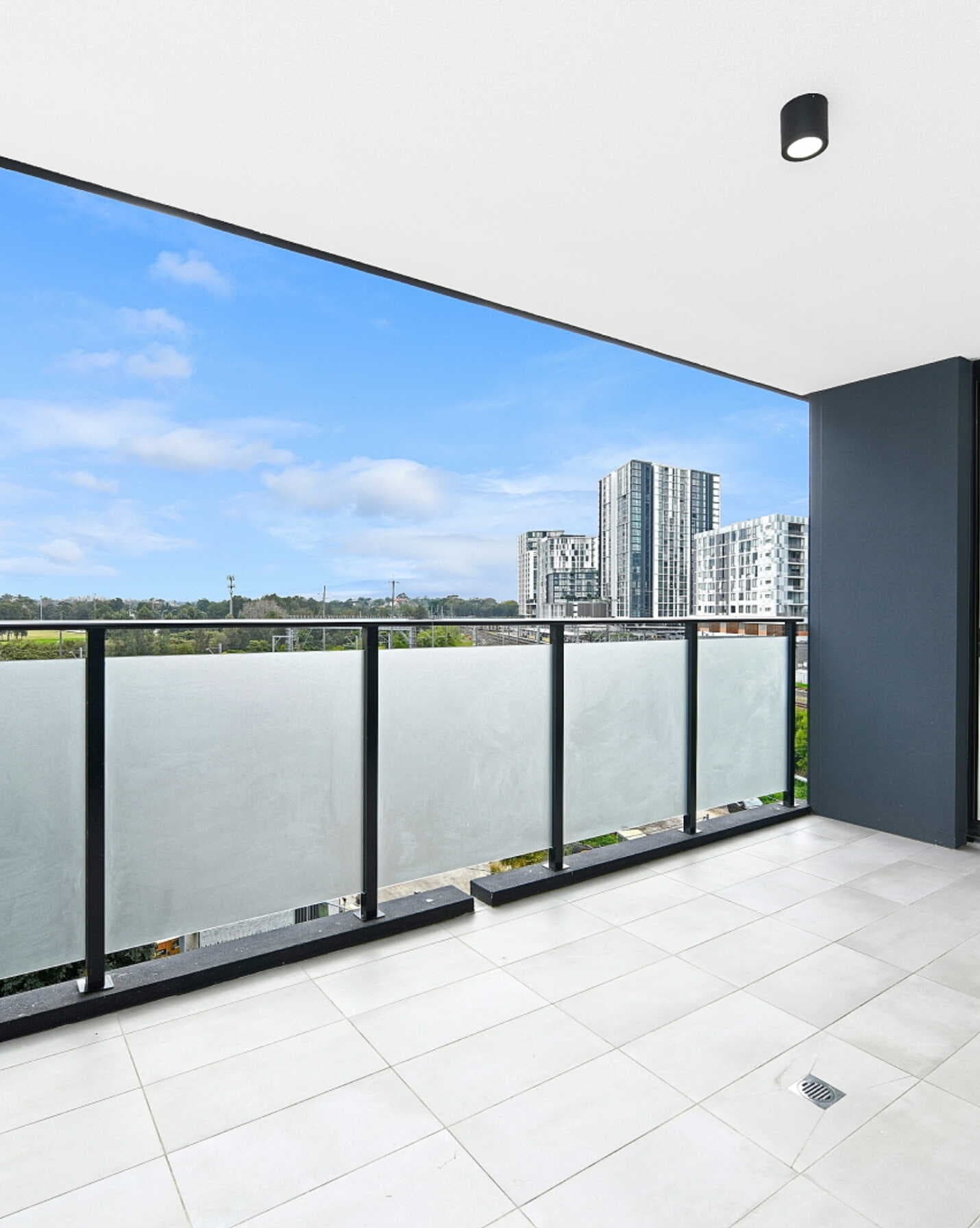 421/99b Bonar Street Wolli Creek, Wolli Creek - Thumbnail 3