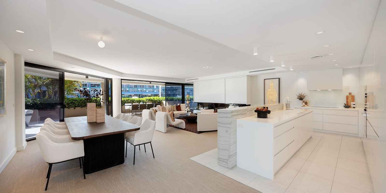 10/10 Lincoln Crescent Woolloomooloo, Woolloomooloo - Thumbnail 3