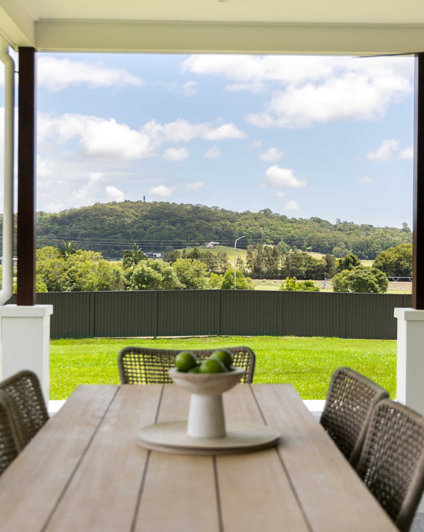 10 Summer Court Rosemount, Rosemount - Thumbnail 2