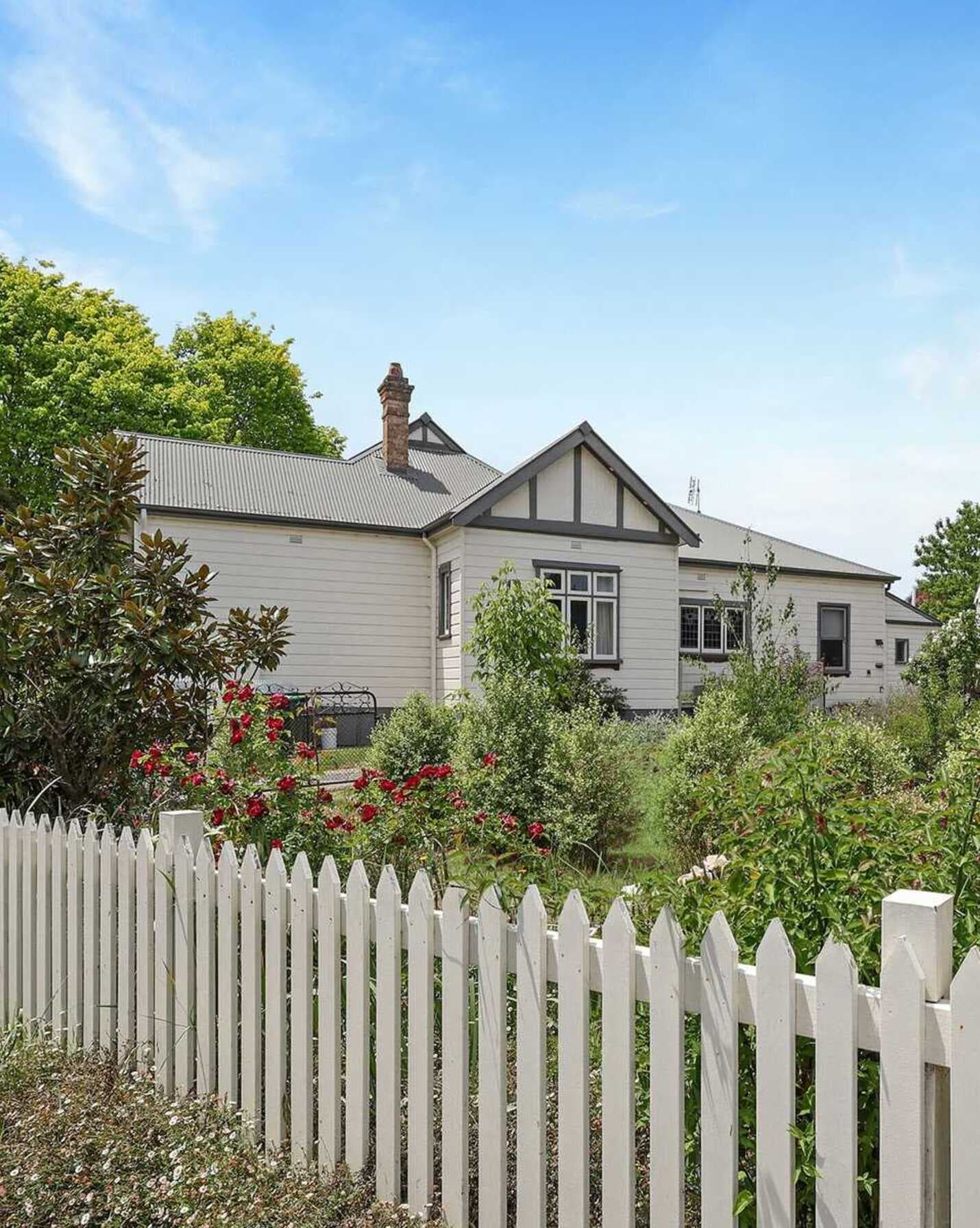 26 Throsby Street Moss Vale, Moss Vale - Thumbnail 2