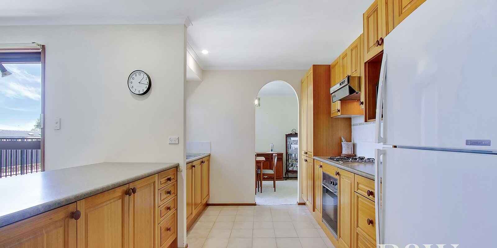 17 Eucumbene Place St Clair, St Clair - Thumbnail 2