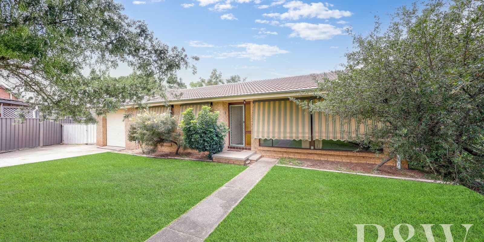 11 Hudson Place Ingleburn, Ingleburn - Image 1