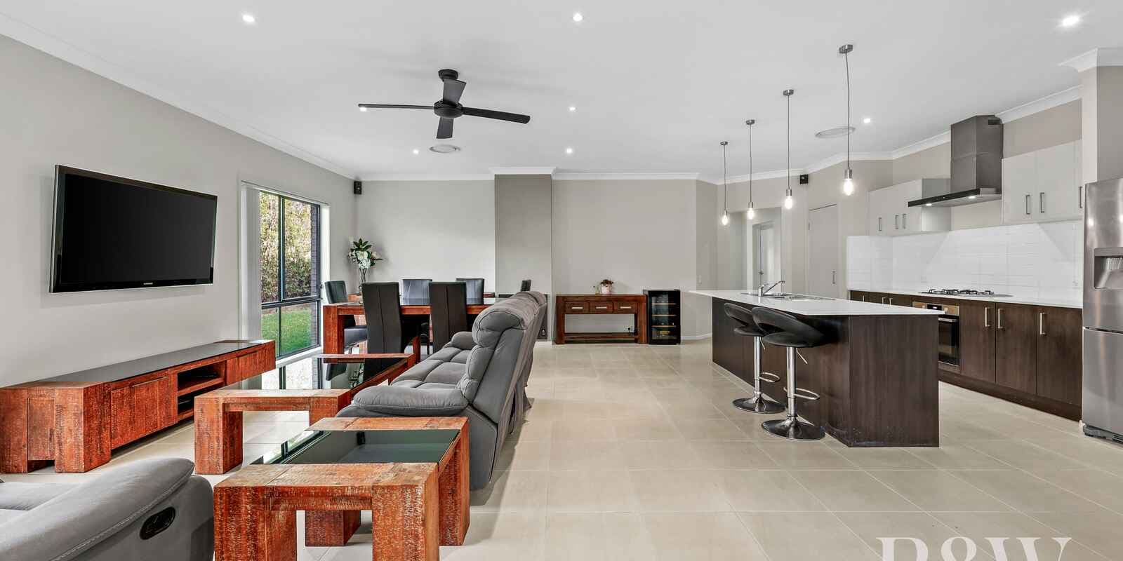 13 HORNBY STREET Wilton, Wilton - Thumbnail 6
