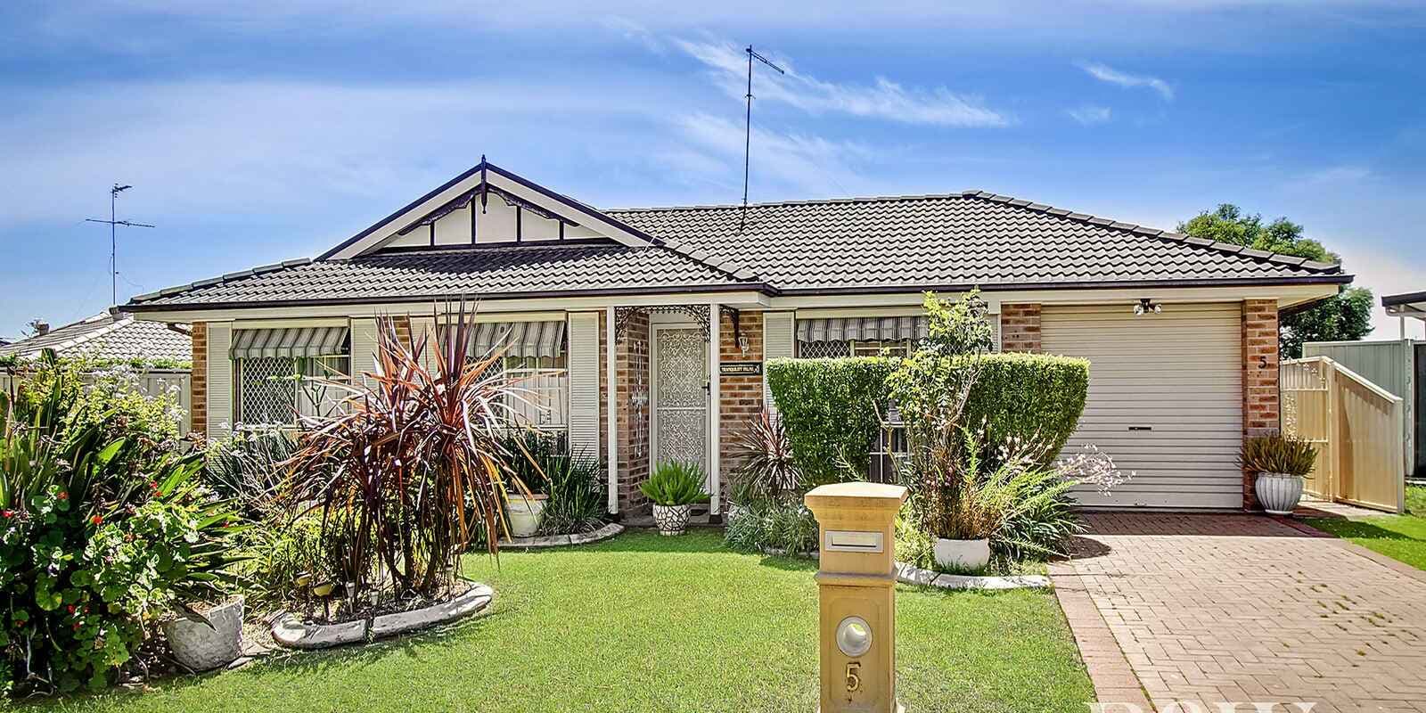 5 Shamrock Court St Clair, St Clair - Image 1