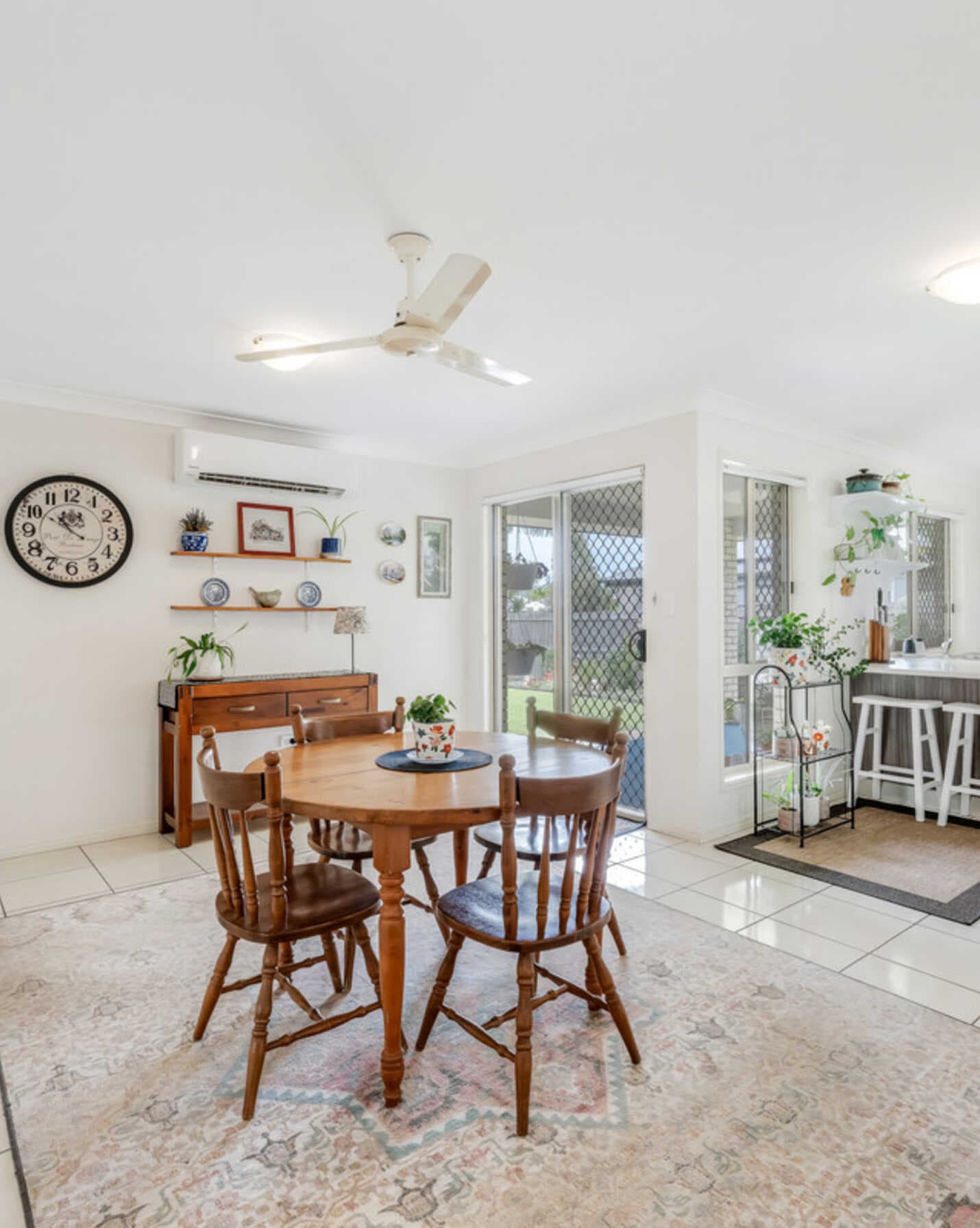3 McCallum Close Coral Cove, Cove - Thumbnail 4