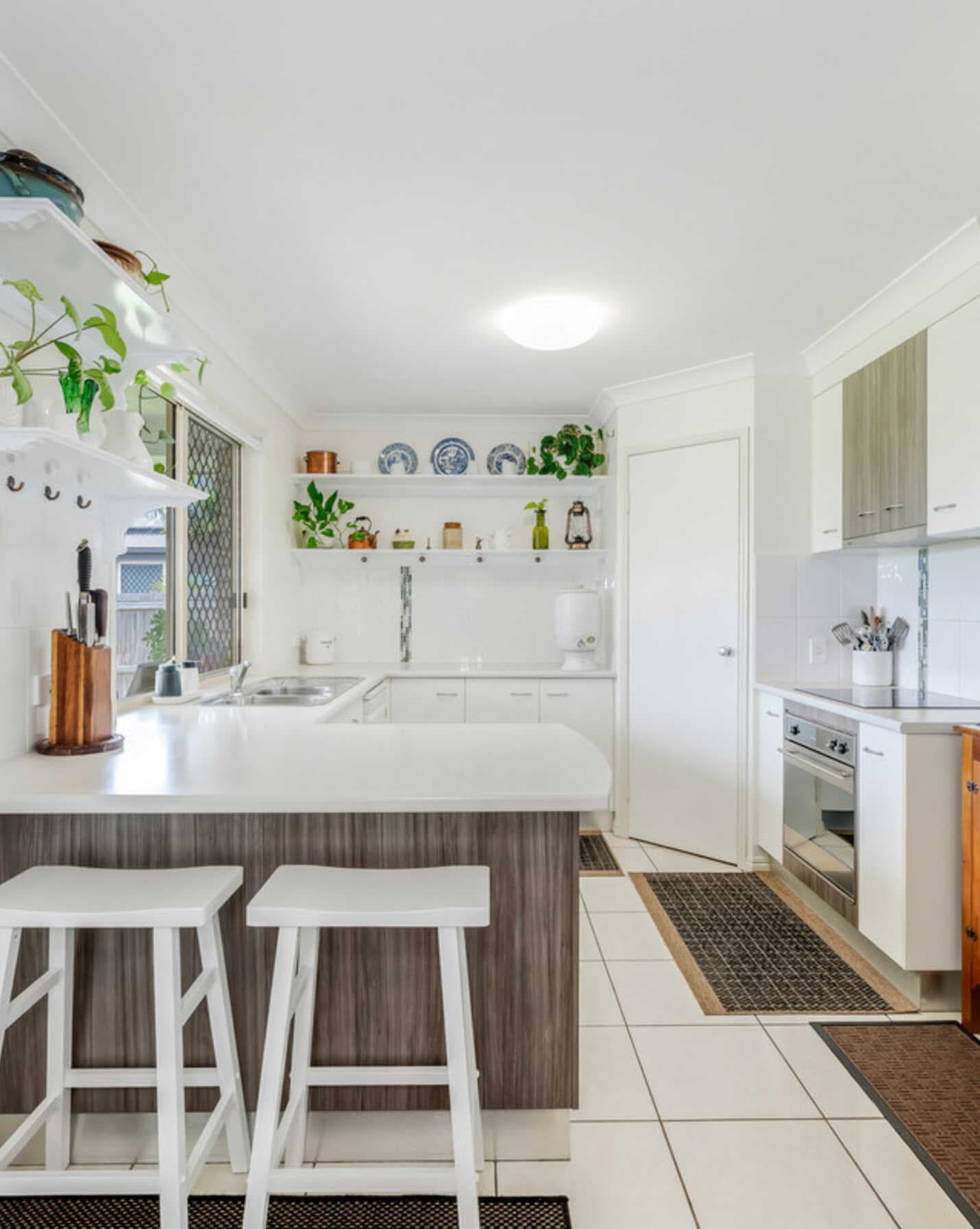 3 McCallum Close Coral Cove, Cove - Thumbnail 8