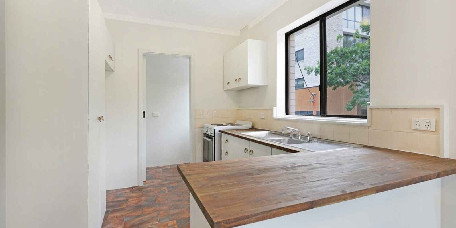 Unit 10/38 Market Street, Wollongong, NSW, 2500, Street - Thumbnail 3