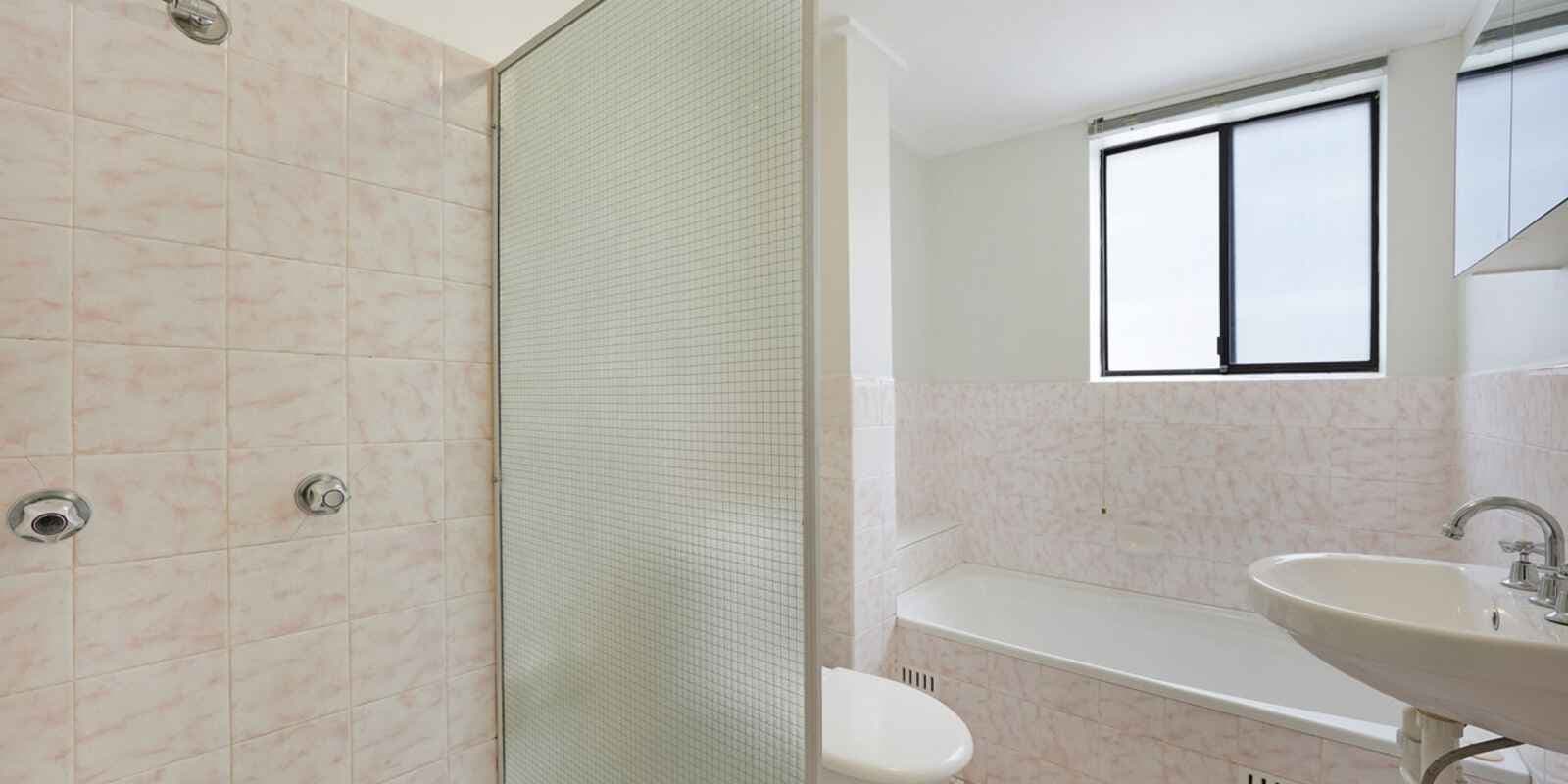 Unit 10/38 Market Street, Wollongong, NSW, 2500, Street - Thumbnail 5