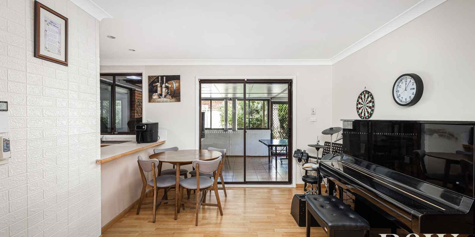3 Salford Street St Clair, St Clair - Thumbnail 5