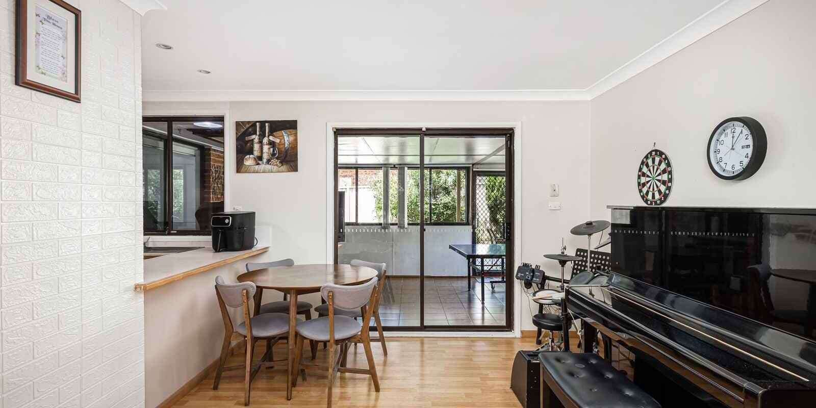 3 Salford Street St Clair, St Clair - Thumbnail 5