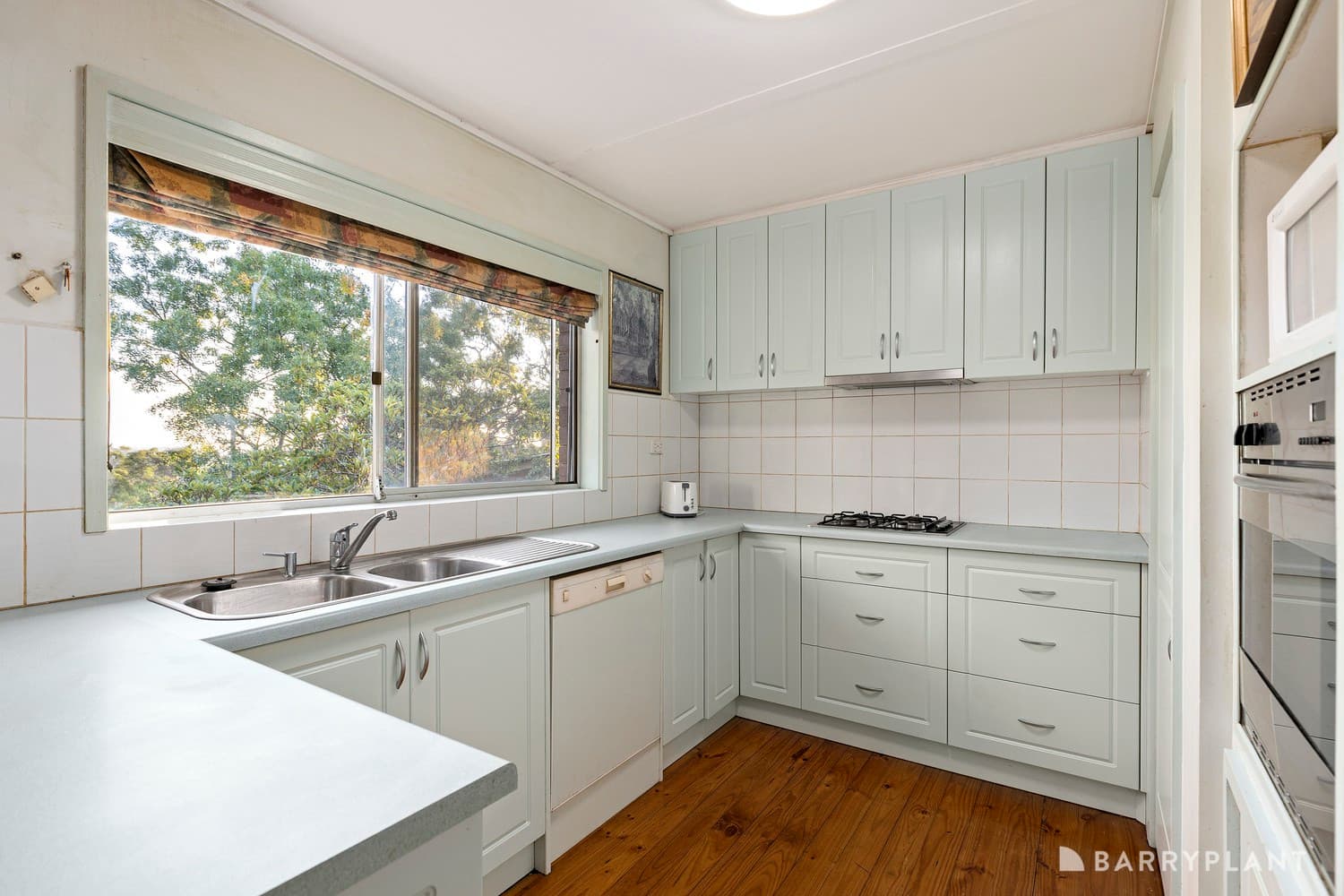 12 Ridge Road, Greensborough, VIC 3088, Greensborough - Thumbnail 7
