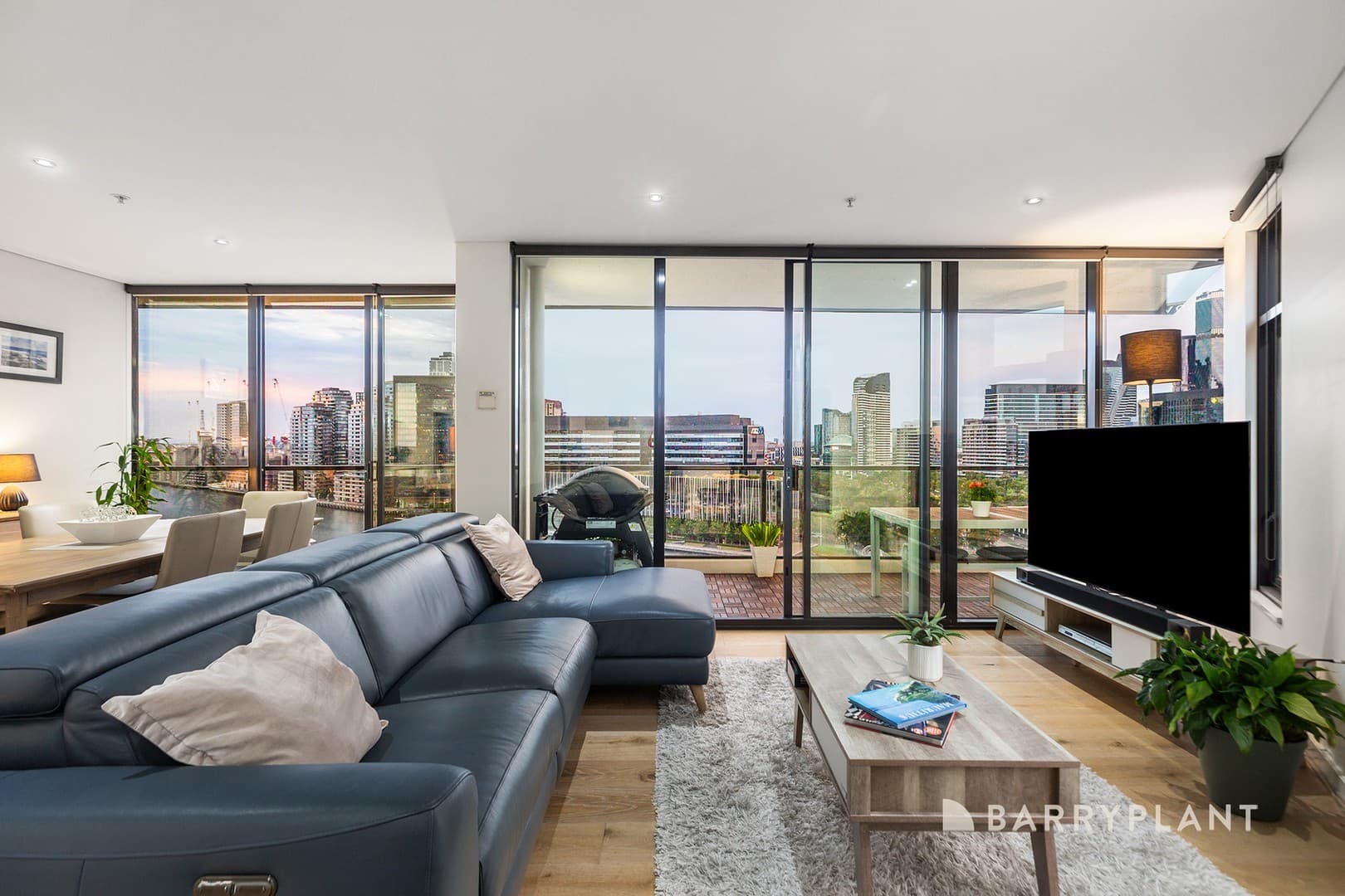 1501/60 Lorimer Street, Docklands, VIC 3008, Docklands - Thumbnail 4