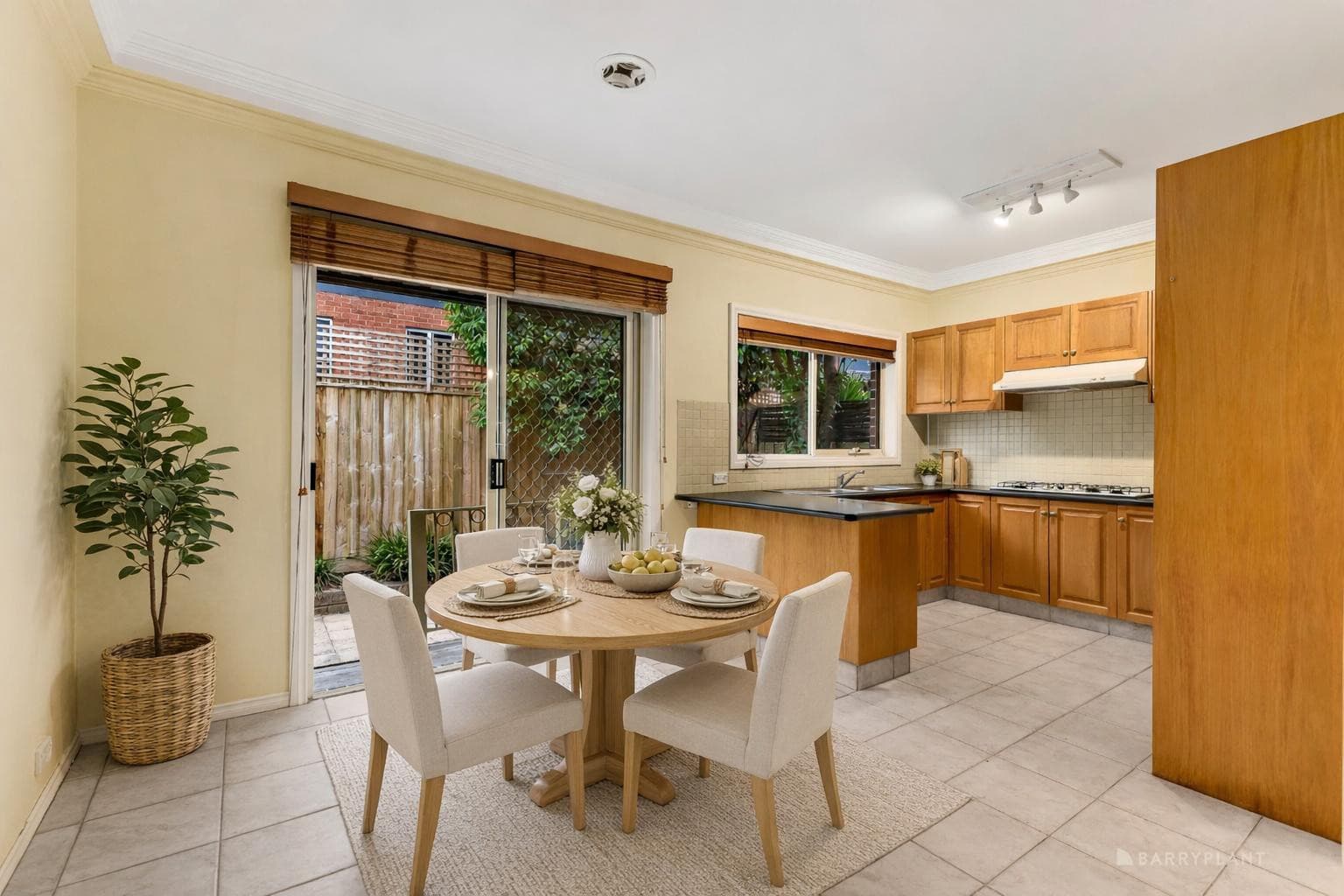2/184 Hawdon Street, Heidelberg, VIC 3084, Heidelberg - Thumbnail 3