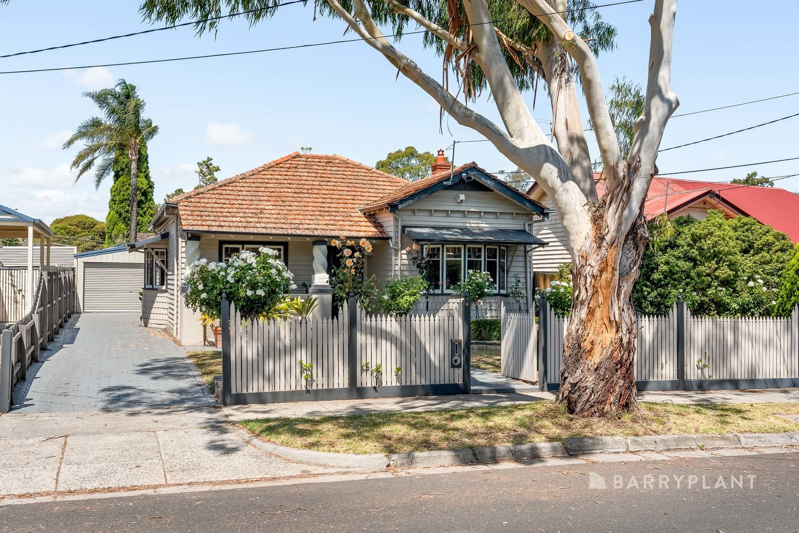 4 Carthew Grove, Preston, VIC 3072, Preston - Thumbnail 2