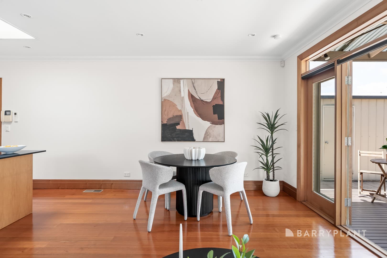 4 Carthew Grove, Preston, VIC 3072, Preston - Thumbnail 6