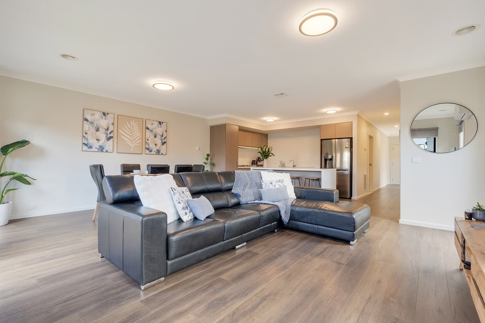 12 Loxley Circuit, Westmeadows, VIC 3049, Westmeadows - Thumbnail 3