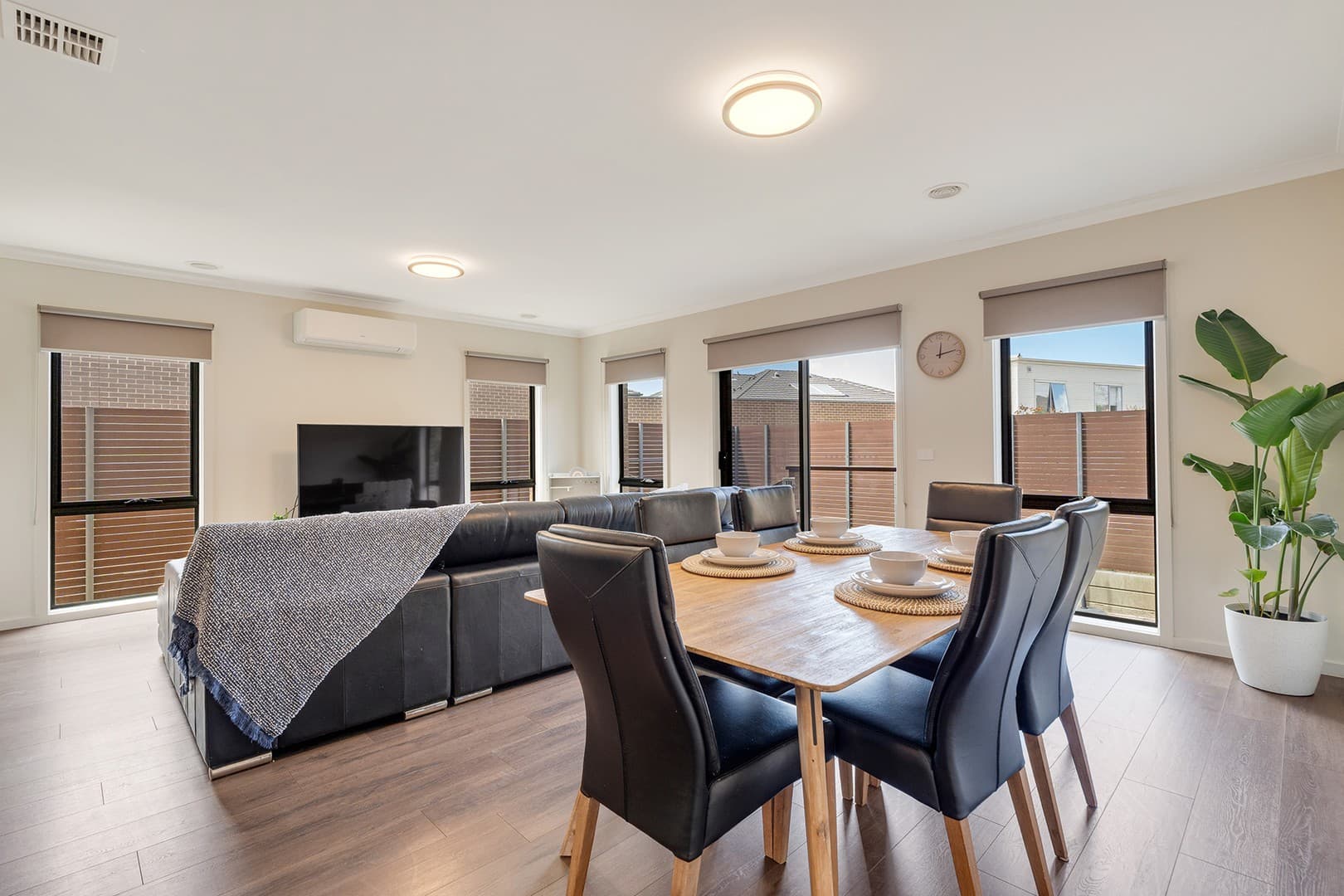12 Loxley Circuit, Westmeadows, VIC 3049, Westmeadows - Thumbnail 4