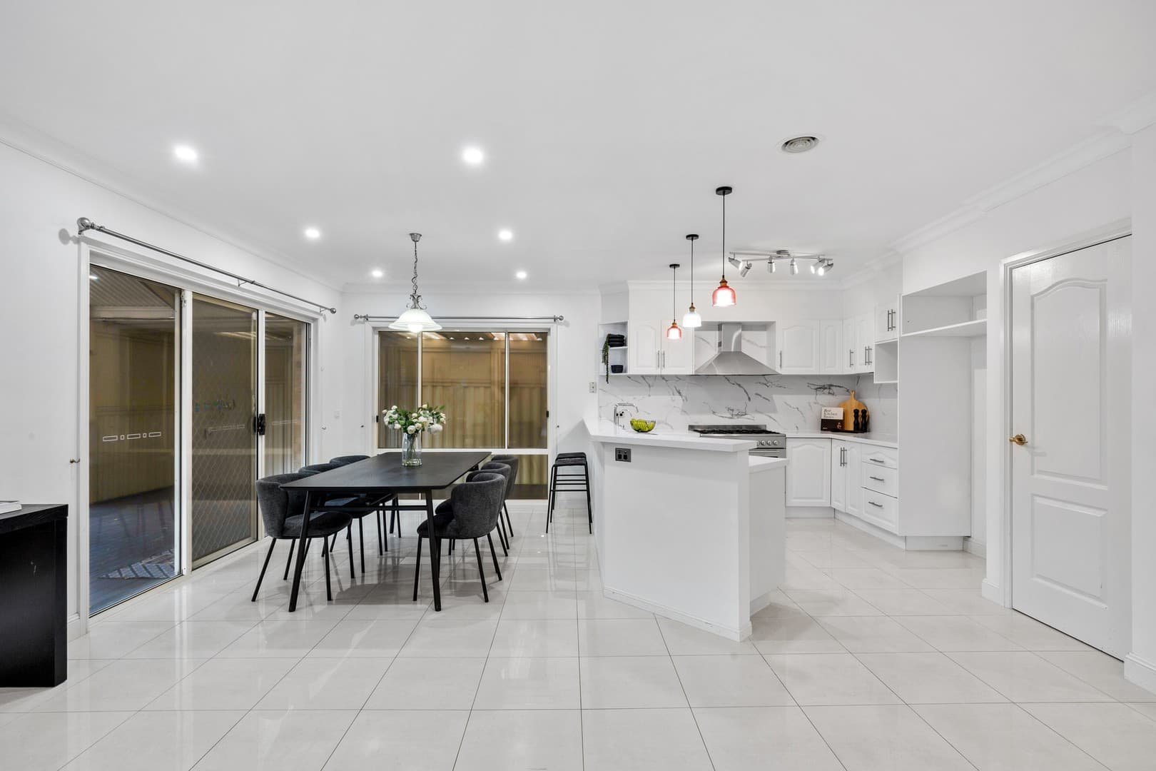 4 Hele Close, Caroline Springs, VIC 3023, Caroline Springs - Thumbnail 7