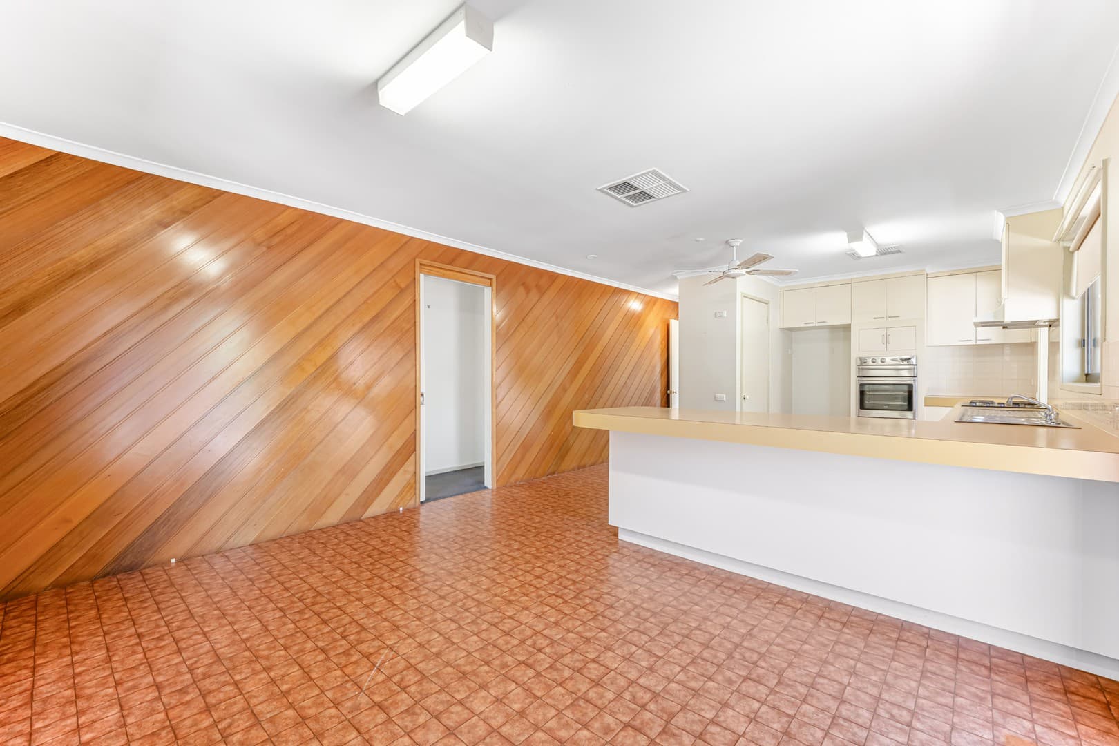 14 Semmens Crescent, Mildura, VIC 3500, Mildura - Thumbnail 5