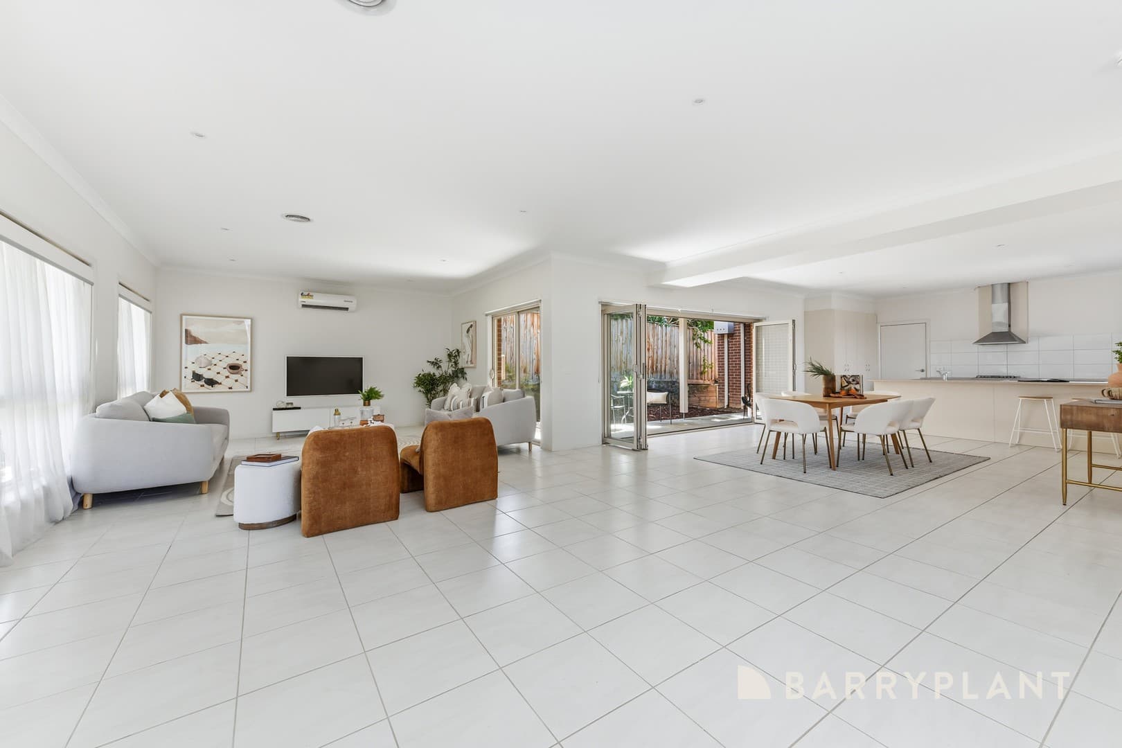 1/27 Kirrawee Avenue, Wantirna South, VIC 3152, Wantirna South - Thumbnail 3