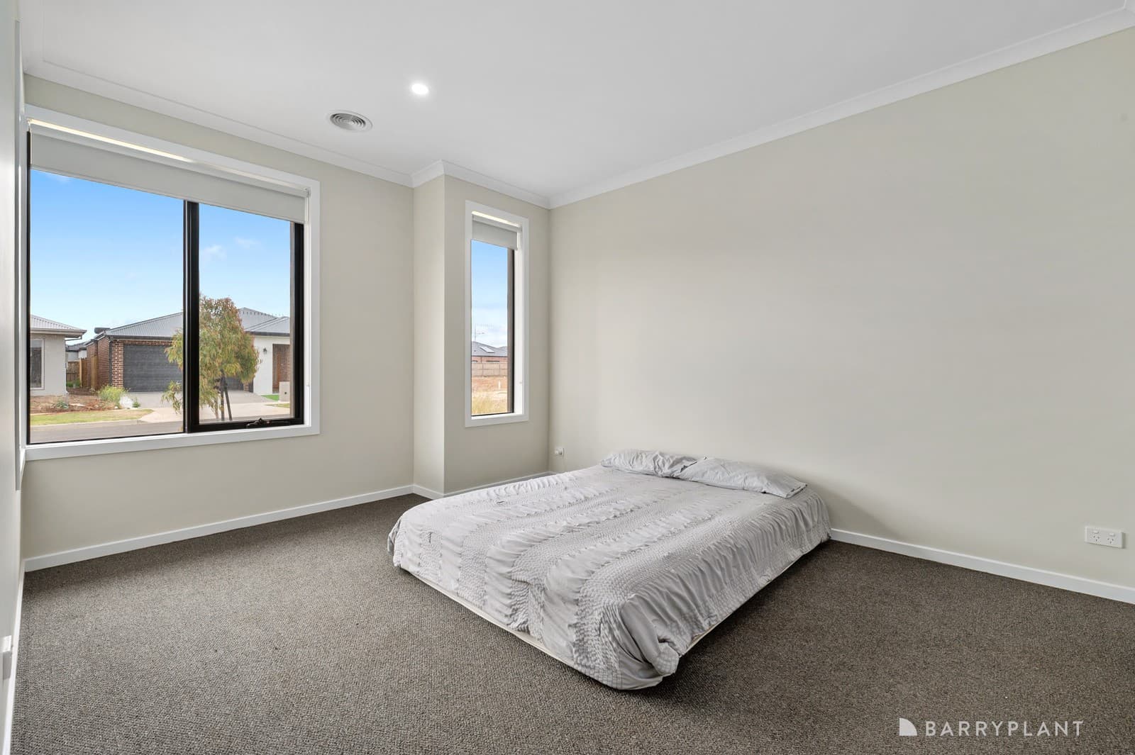 95 Aristides Crescent, Thornhill Park, VIC 3335, Thornhill Park - Thumbnail 2