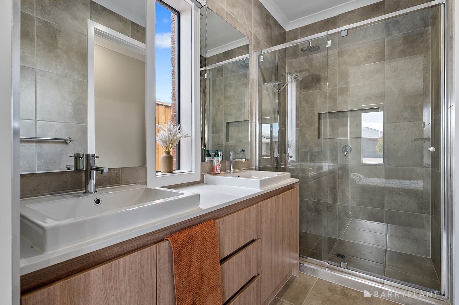 95 Aristides Crescent, Thornhill Park, VIC 3335, Thornhill Park - Thumbnail 3