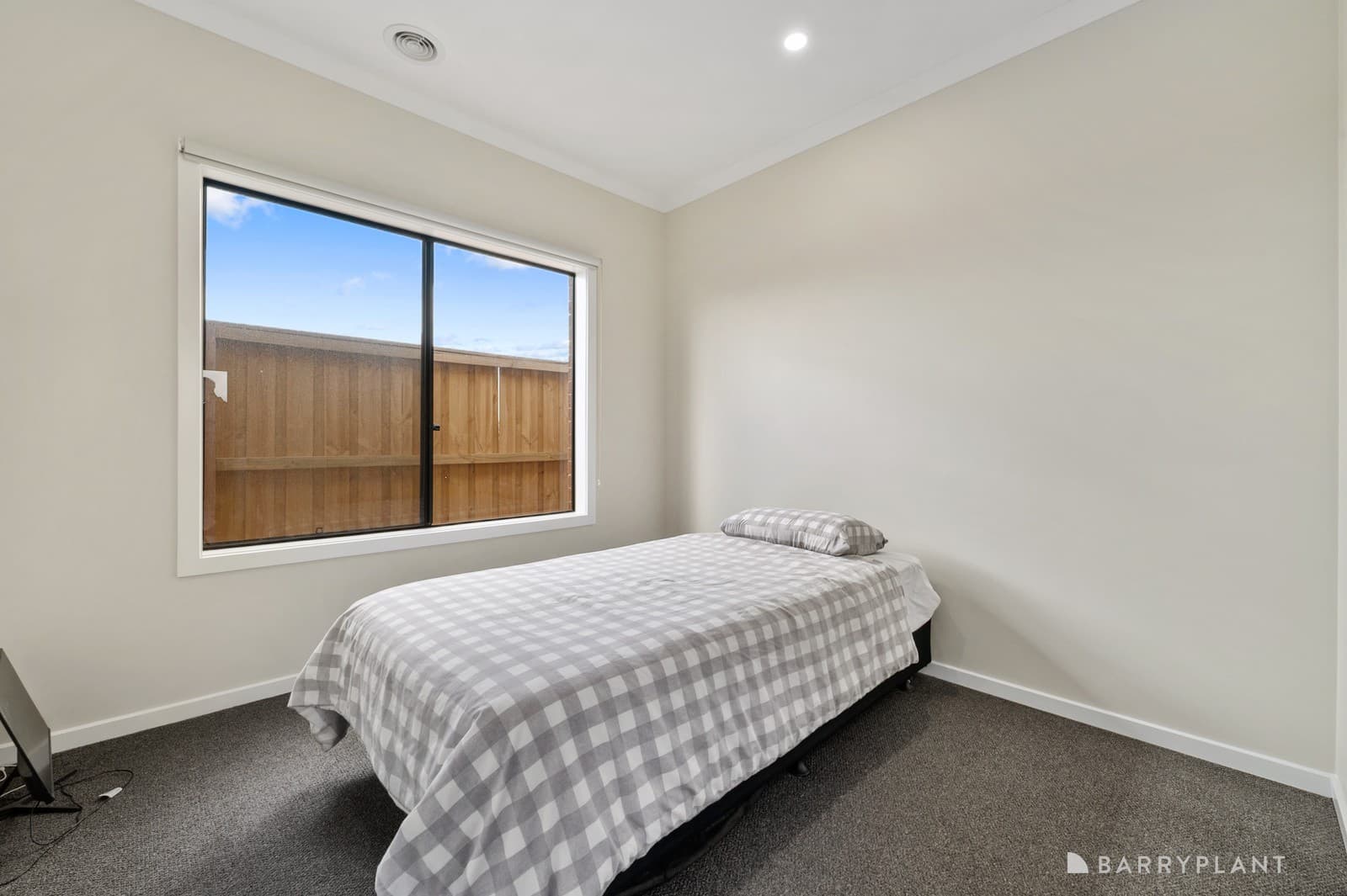 95 Aristides Crescent, Thornhill Park, VIC 3335, Thornhill Park - Thumbnail 6