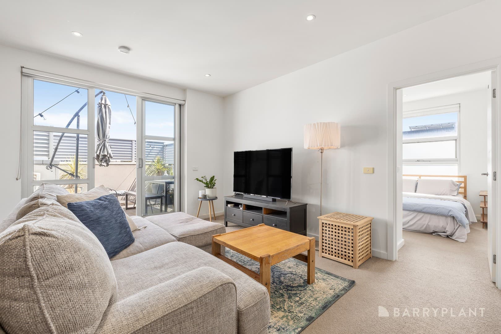206/323 Charman Road, Cheltenham, VIC 3192, Cheltenham - Thumbnail 2