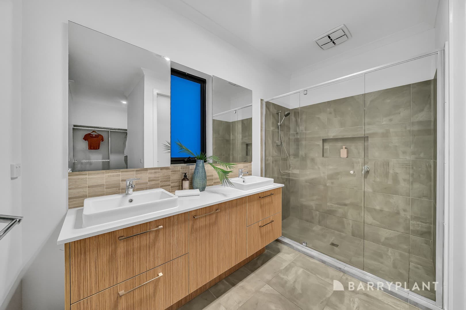 62 Tundra Esplanade, Werribee, VIC 3030, Werribee - Thumbnail 5